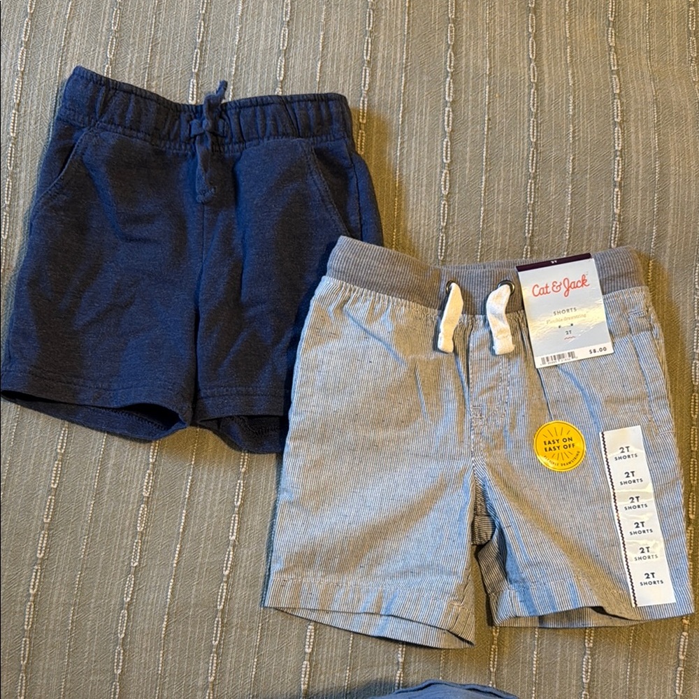 Cat & Jack Kids' Navy and Gray Shorts Set